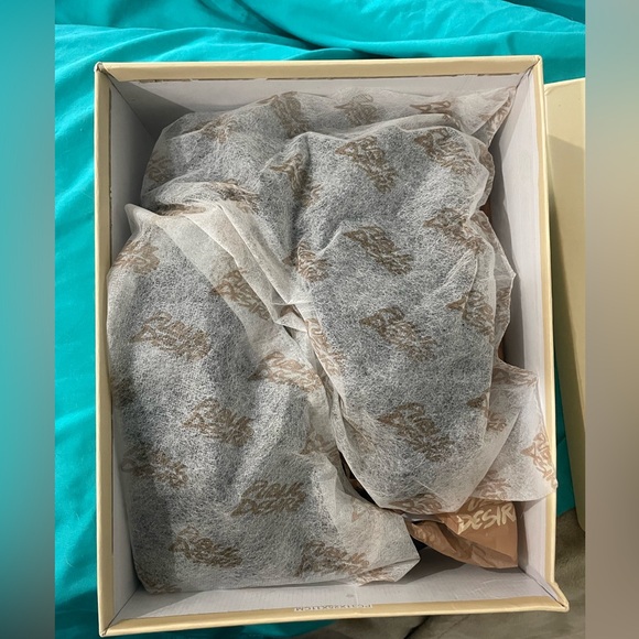 BRAND NEW NEVER WORN DUKE BLACK STRAPPY SQUARE TOE PLATFORM WEDGE HEEL SIZE 7.5 - Picture 4 of 7